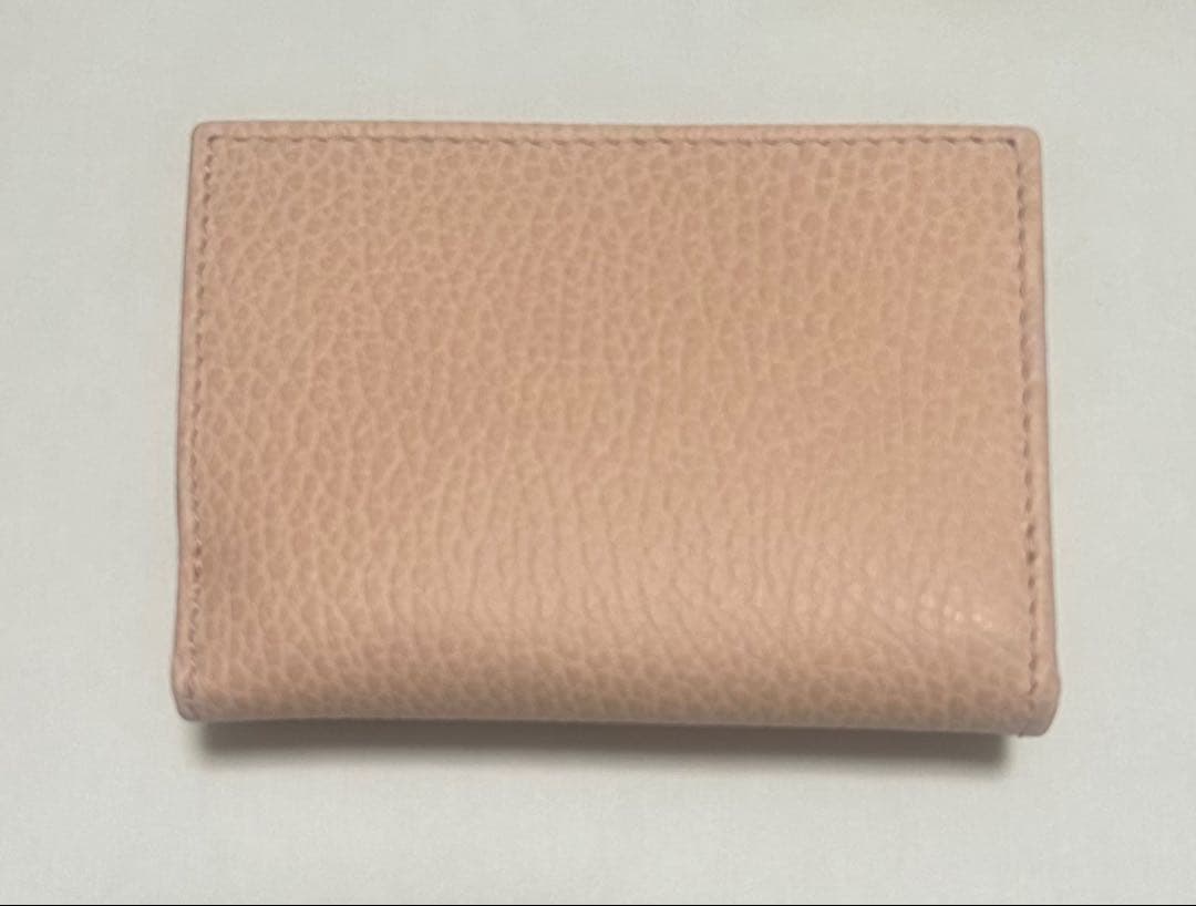 【新品未使用美品】GUCCI ピンクレザー三つ折り財布 袋付き