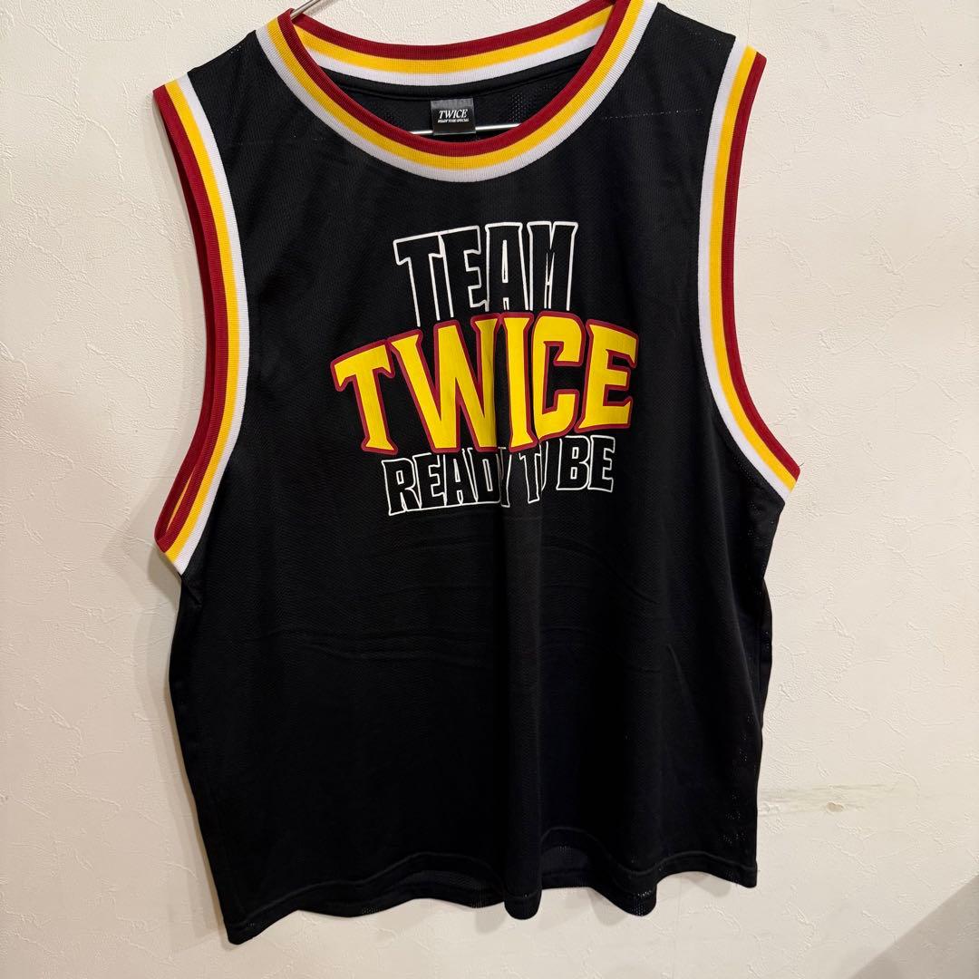 TWICE SANA ユニホーム