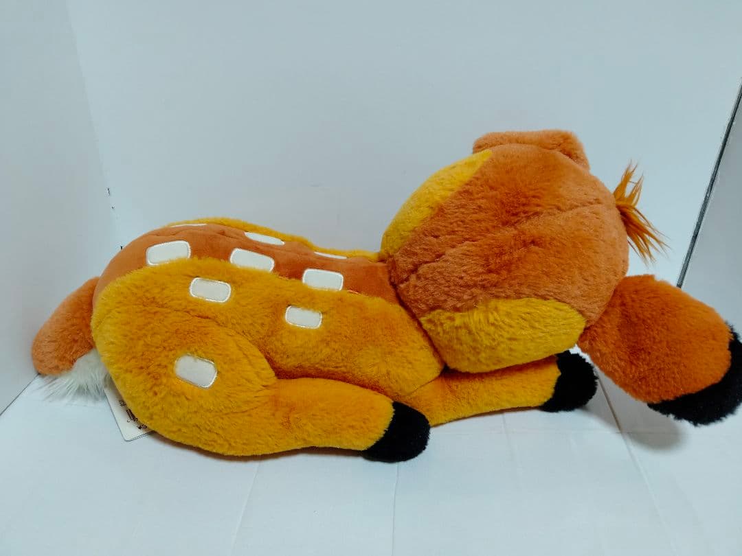 ディズニーストア　バンビ　ぬいぐるみ　抱きまくら　人気　レア　ふわふわ