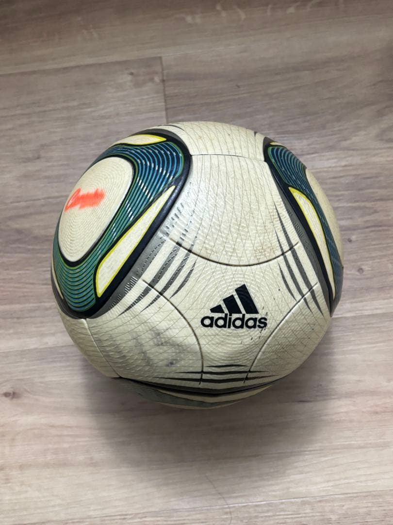 【超メルカリ市値下げ】adidas SPEEDCELL サッカーボール