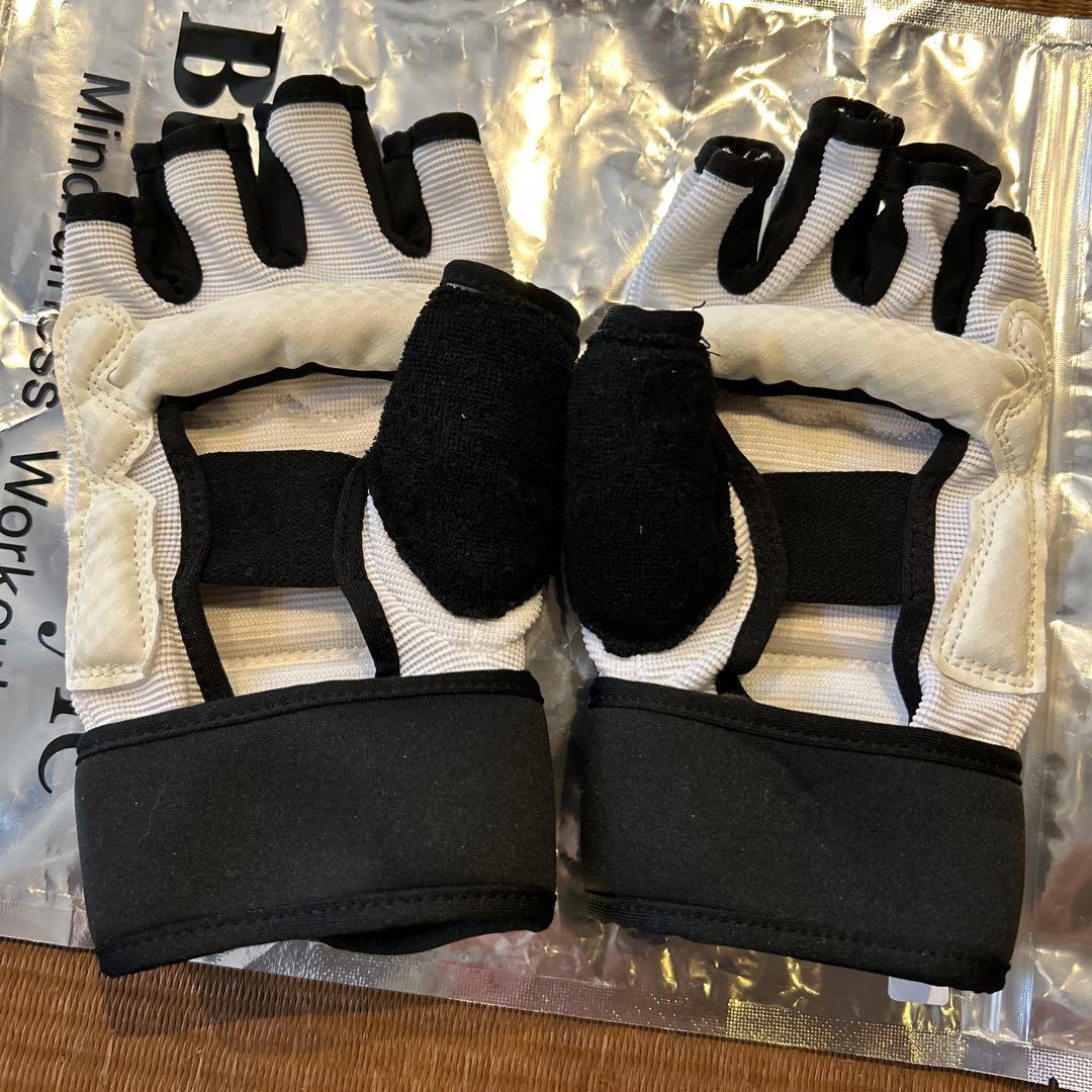 ほぼ未使用LAVAバーネススタイル ボクシング Sサイズ グローブシューズセット