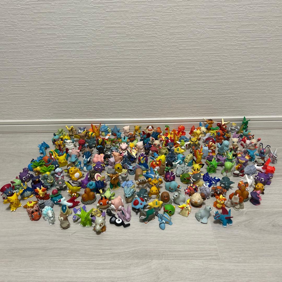 【希少品】ポケモンキッズ　ポケモン指人形豪華200個セット②