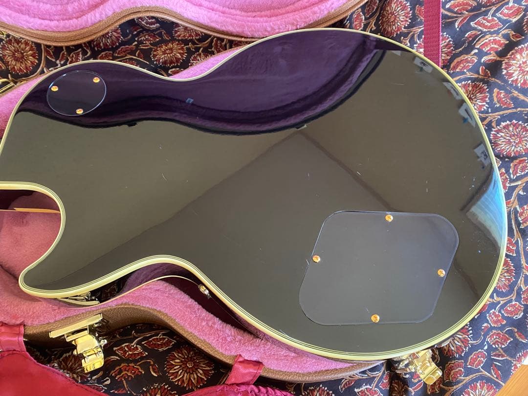 Epiphone Les Paul Custom Black Back ケース付