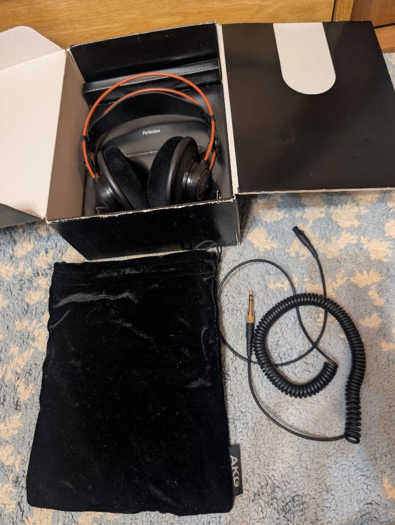 AKG K712 PRO ヘッドフォン