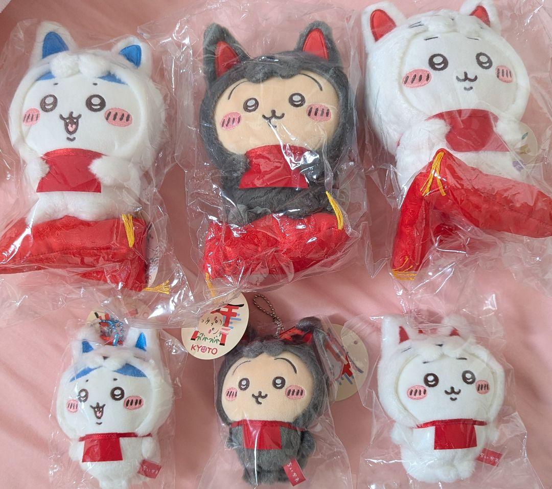 ちいかわ ハチワレうさぎ　もぐもぐ本舗 伏見稲荷なぬいぐるみ伏見稲荷なマスコット