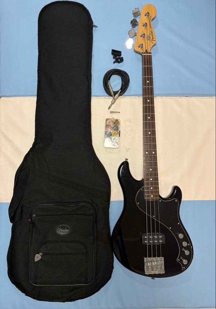 ベース Fender Mexico Deluxe Dimension Bass IV