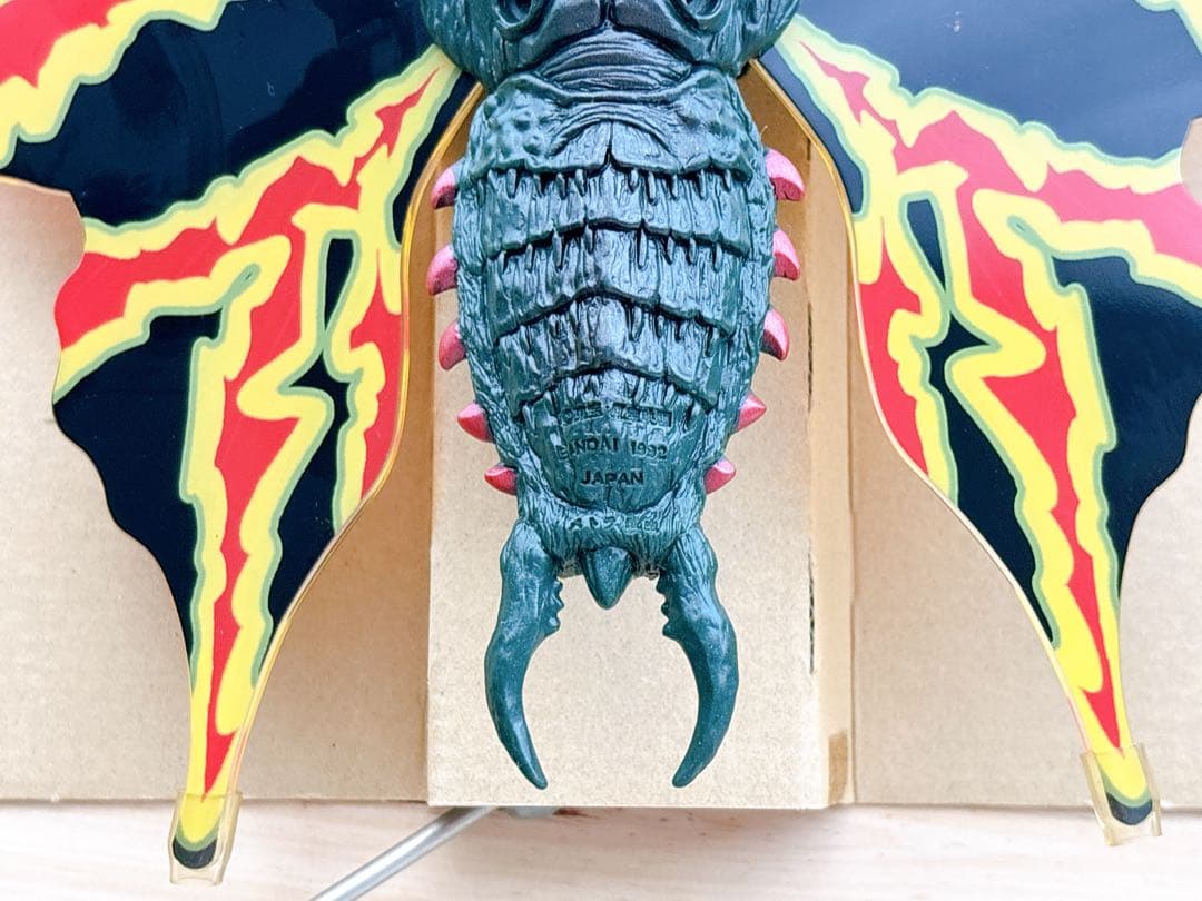 「ゴジラＶＳモスラ」リアル彩色フィギュア・バトラ