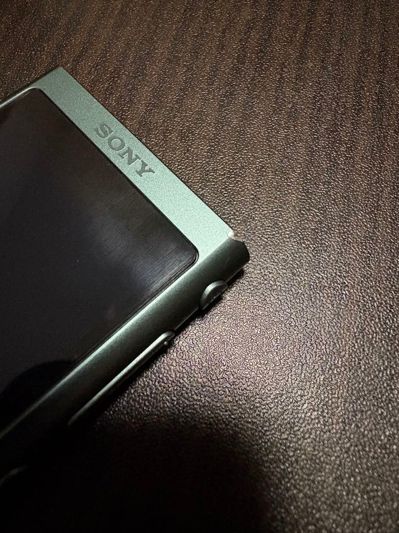 SONY ウォークマン グリーン イヤホン付き