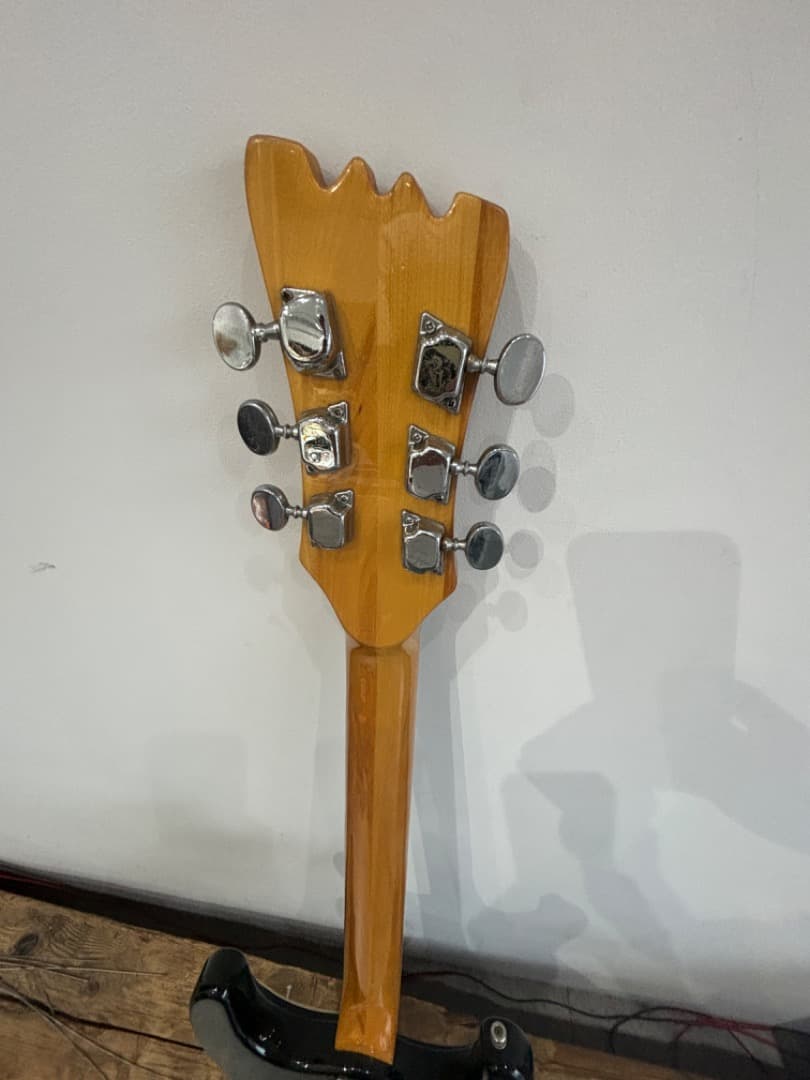 Mosrite Avenger モズライト アベンジャー ジャパン