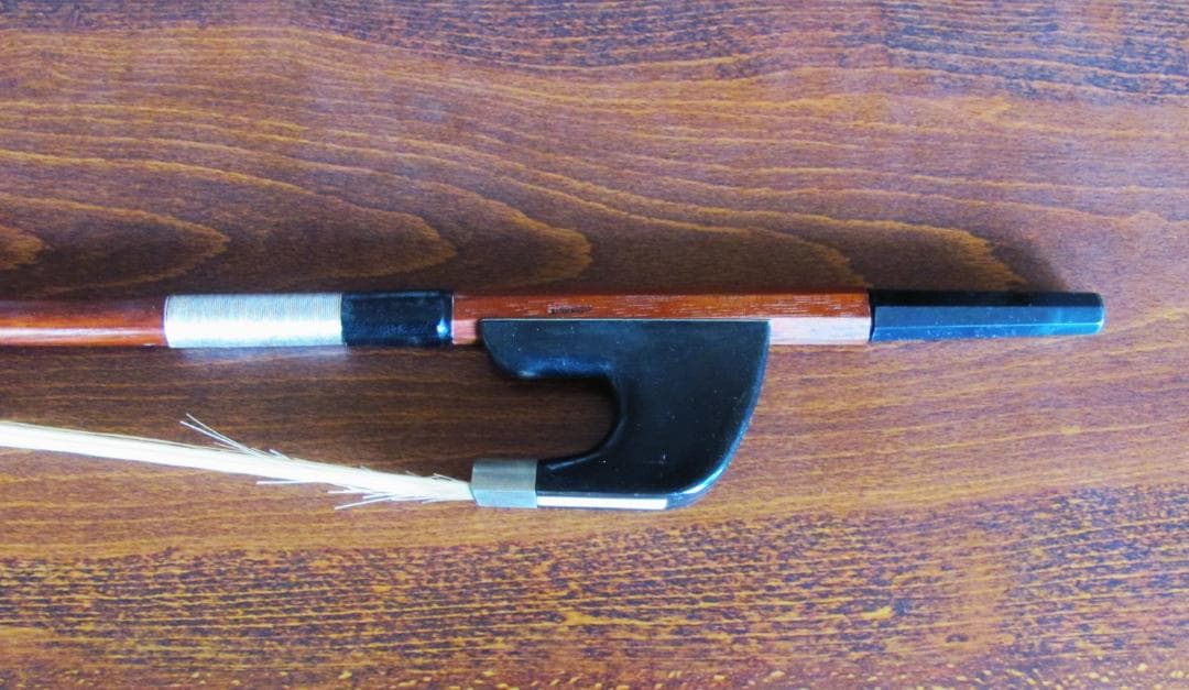 コントラバス弓　ジャーマン式　4/4 杉藤製