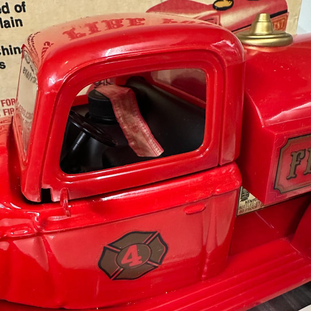 Jim Beam ファイヤーパンパー 消防車 Regal China製 箱付き