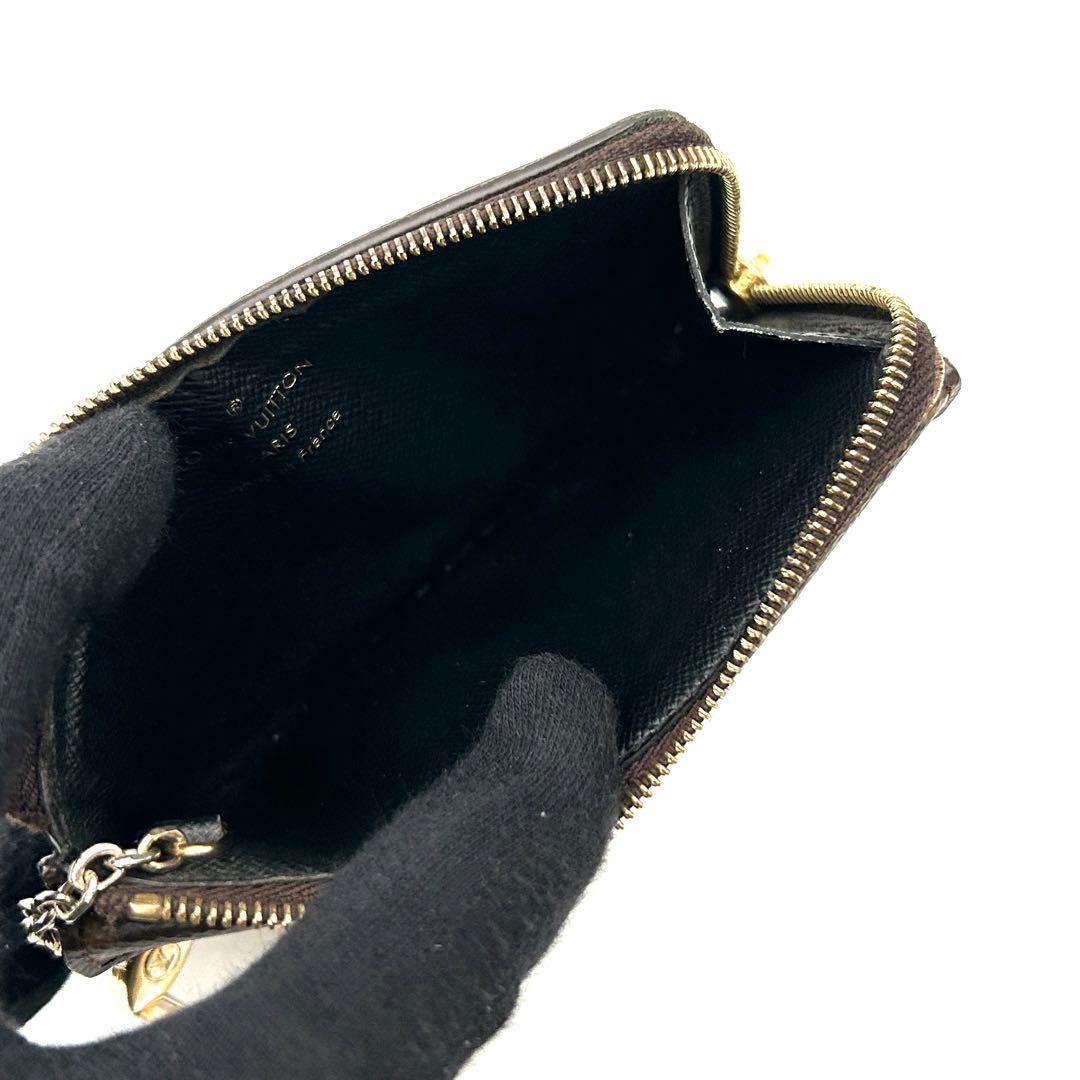 ルイヴィトン モノグラム マカサー ボルトカルト レクトヴェルソ キーケース