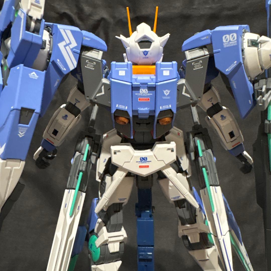 MG 1/100 GN-0000/7S ダブルオーガンダム セブンソード/G