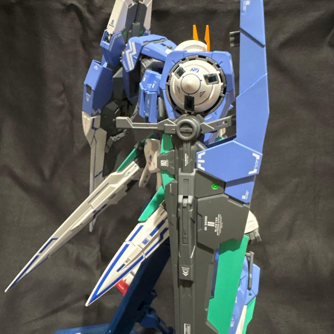 MG 1/100 GN-0000/7S ダブルオーガンダム セブンソード/G