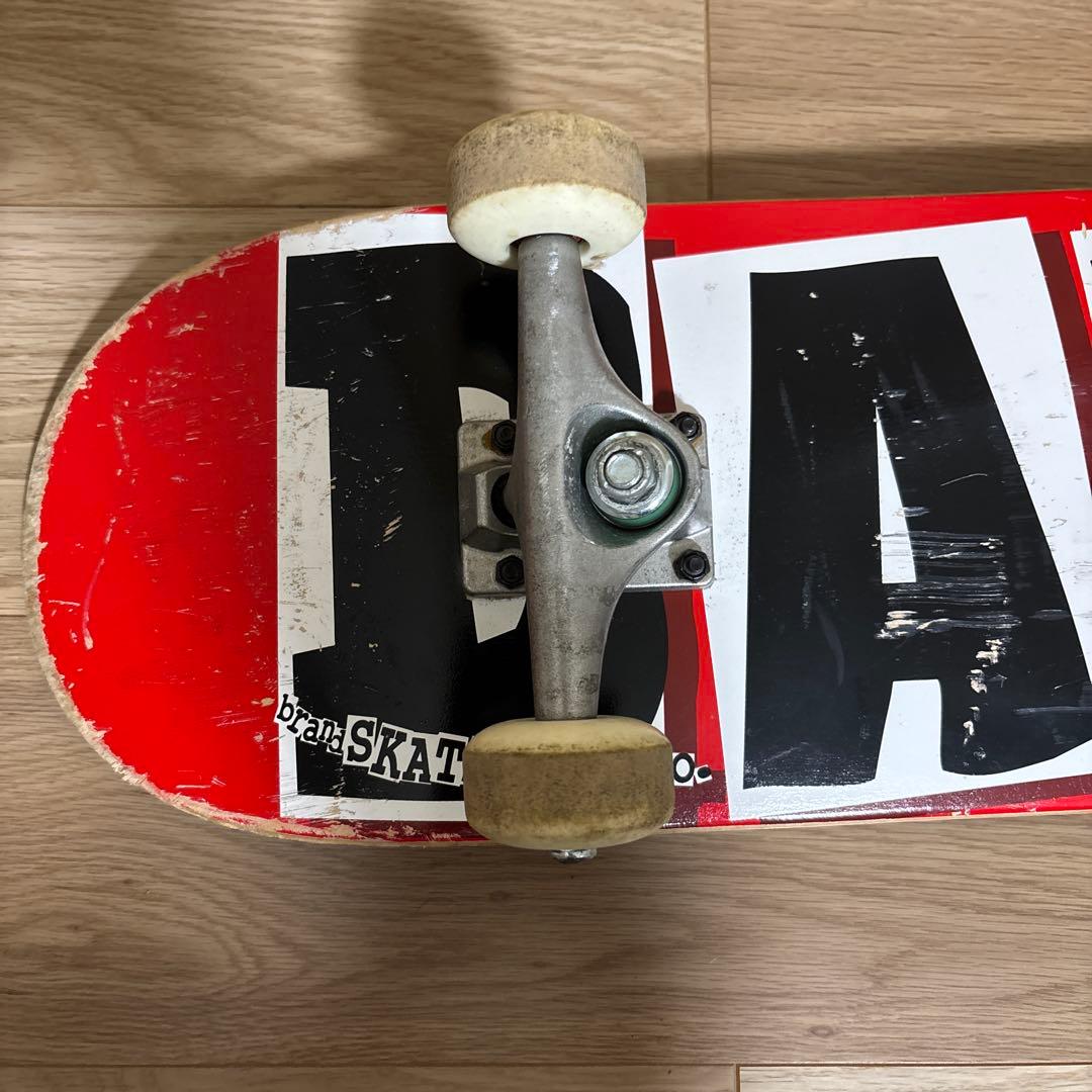 BAKER スケートボード　コンプリート　31インチ　8インチ