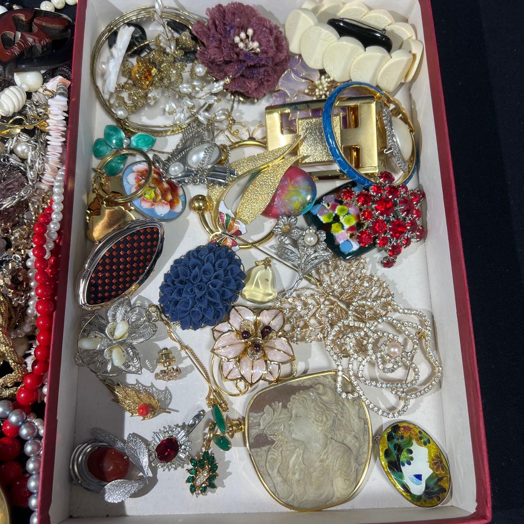 PB236 約3.2kg アクセサリーまとめ　整理品　ジュエリー