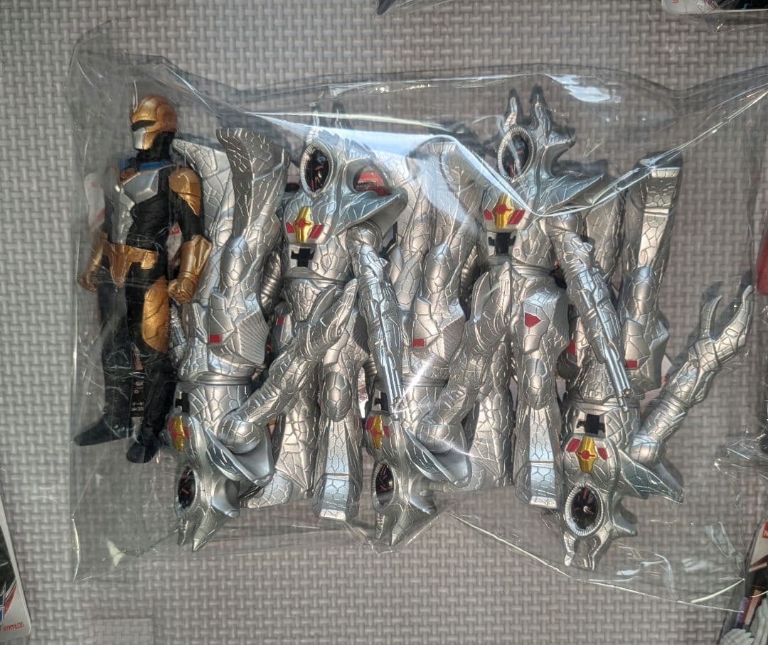 ウルトラマン　ソフビ　フィギュア　186点　タグ付き新品未使用品　店舗購入品