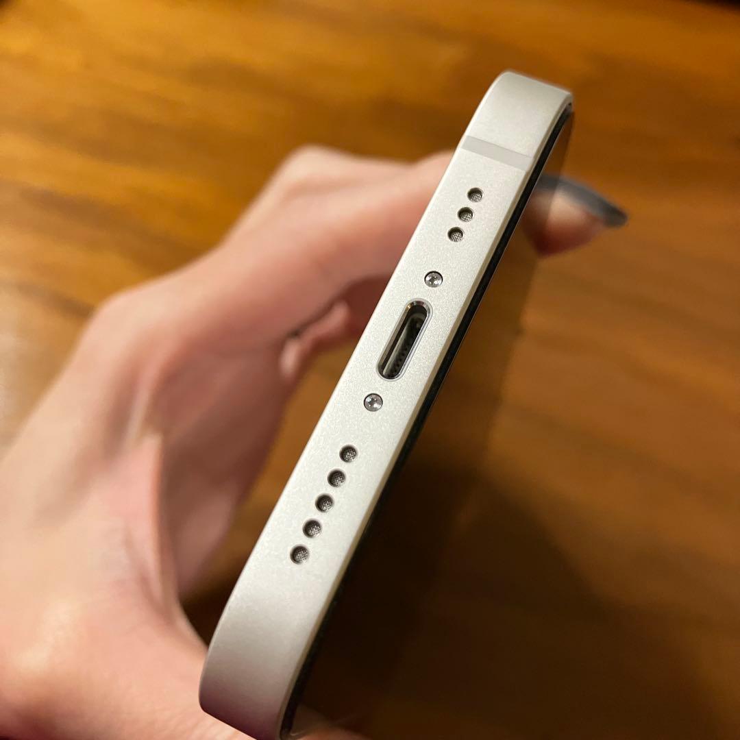 iPhone 13 ・128GB SIMフリー【バッテリー99%・極美品】