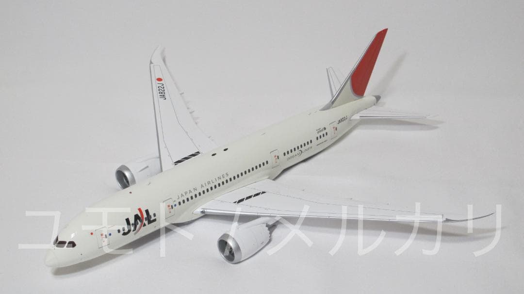 SQ Wings 日本航空 JAL 1:200 B787-8 JA822J