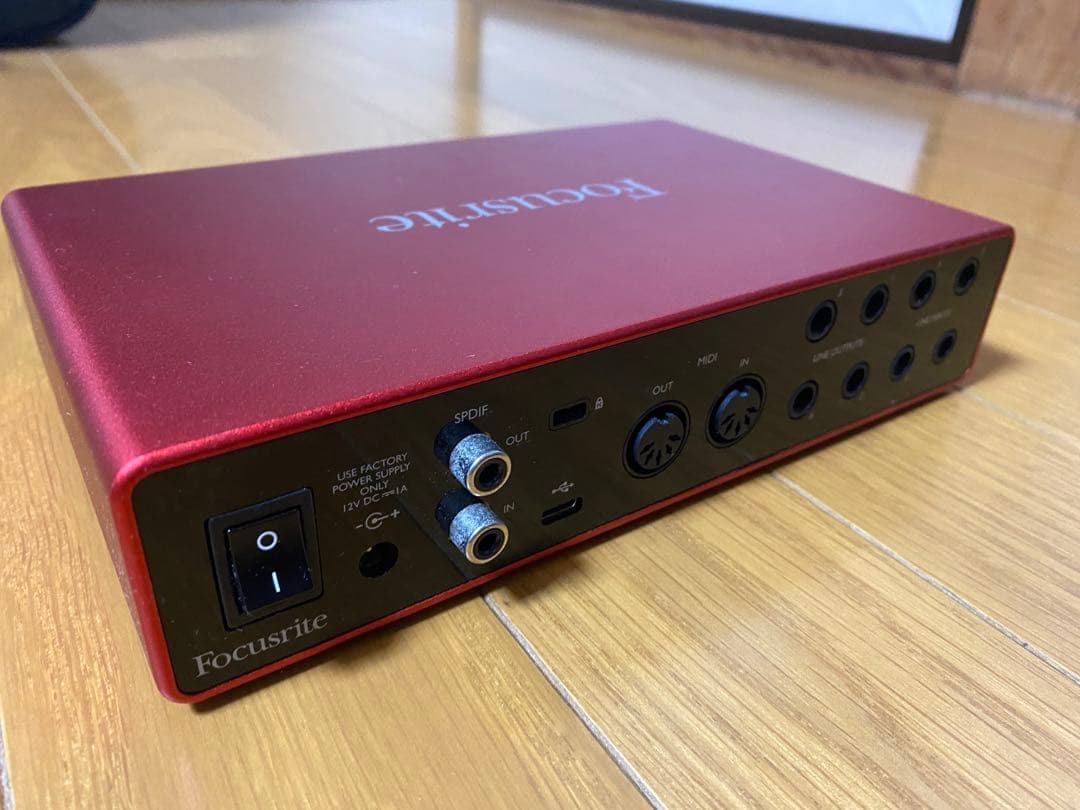 Focusrite Scarlett 8i6 3rd genオーディオIF
