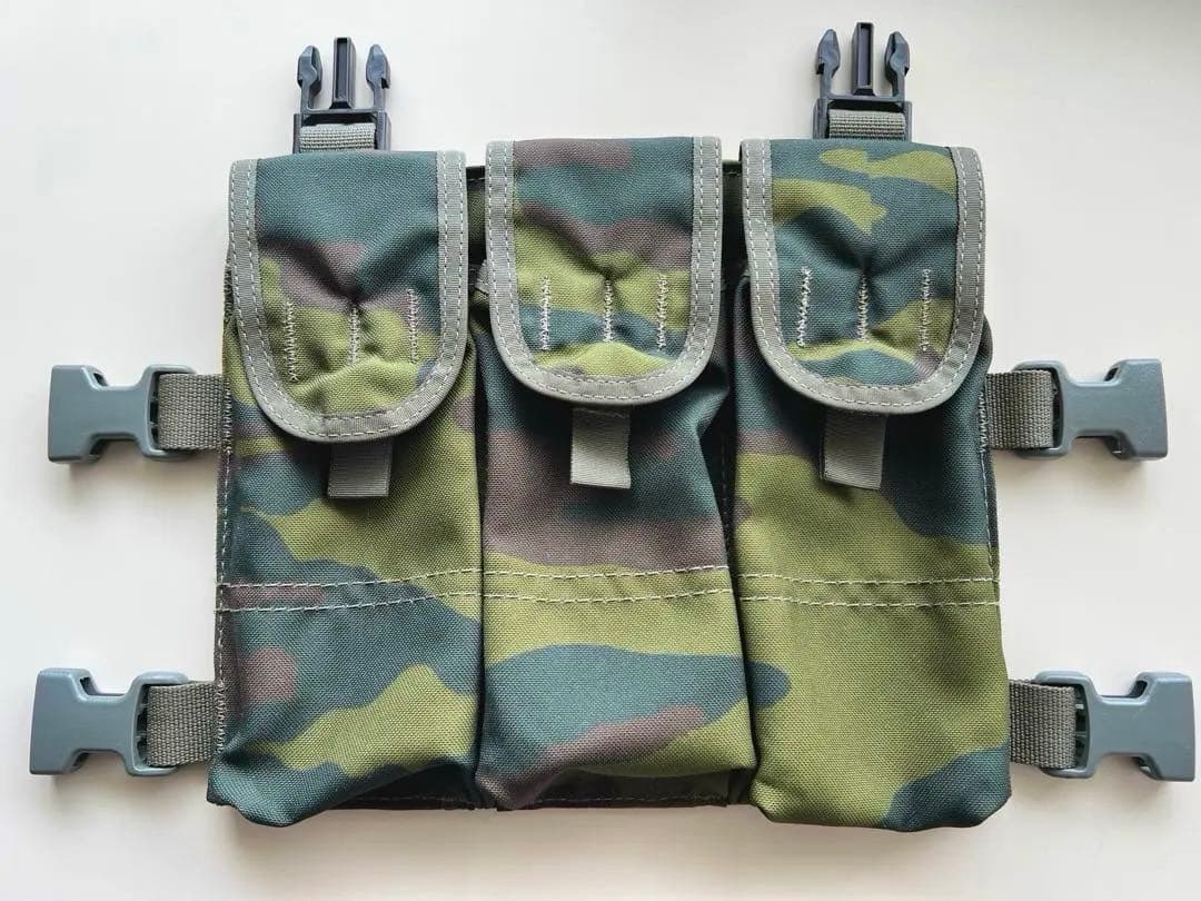 個人装備 Parashooter gear/WETWRX VOLK AK Placard