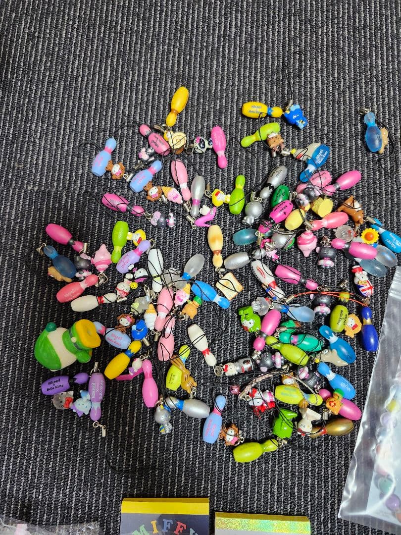 ラウンドワン　キティ　まとめ売り