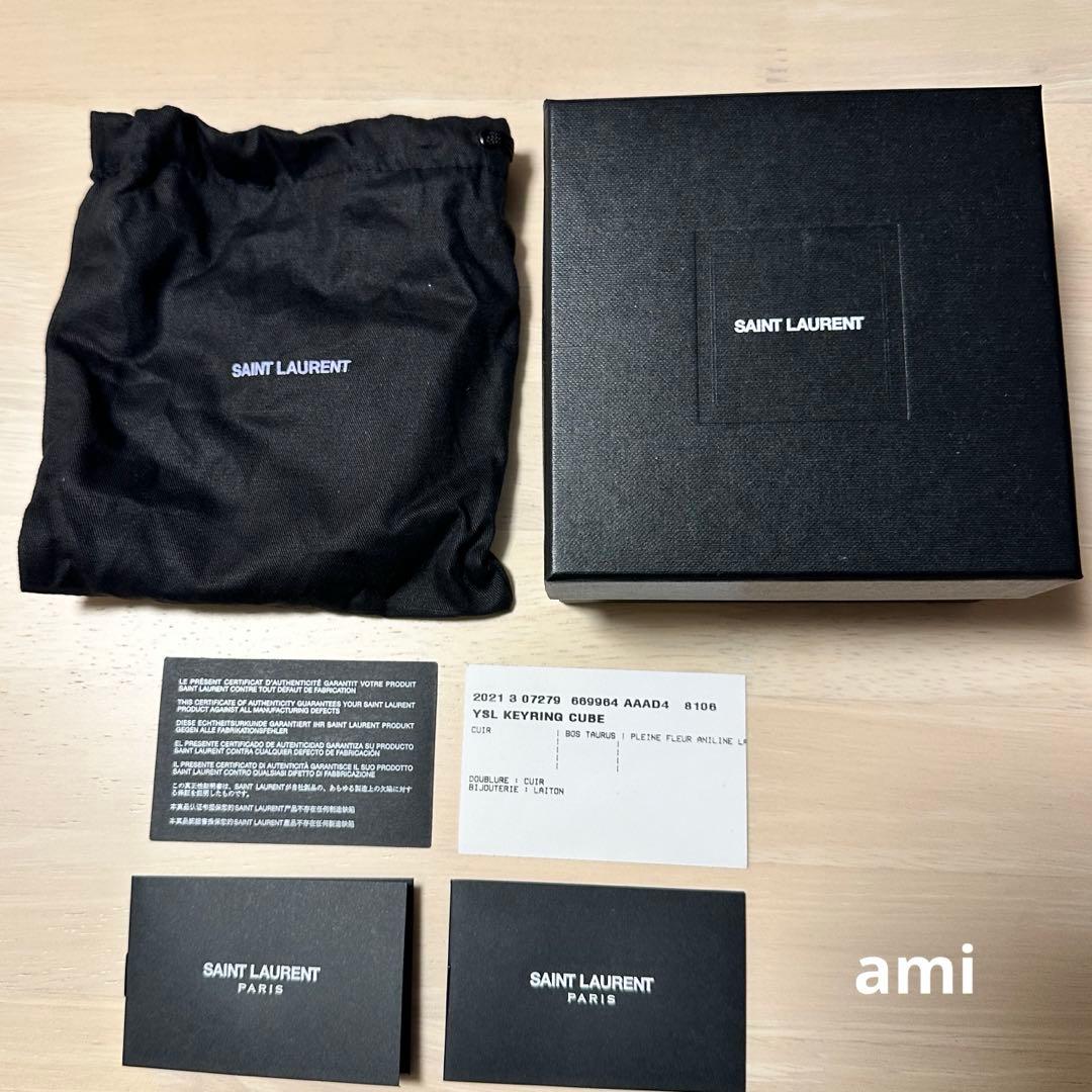 Saint Laurent シルバー ケース