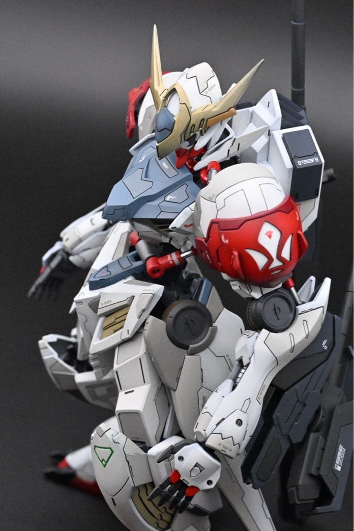 1/100 フルメカニクス ガンダムバルバトスルプス 塗装済完成品
