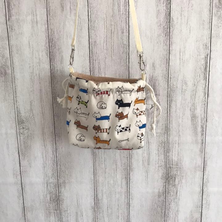 フクモモ仲良し巾着ポーチ　ネコちゃん