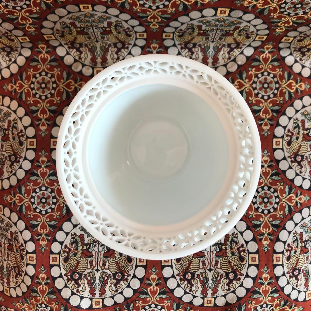 樋渡陶六 青白磁 獅子牡丹唐草文彫　香炉　香爐