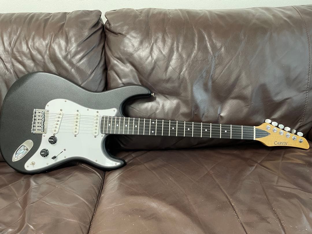 Carvin Bolt SSS エレキギター