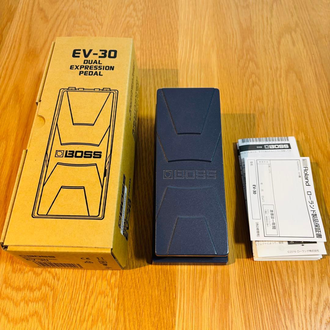 ギター BOSS EV-30