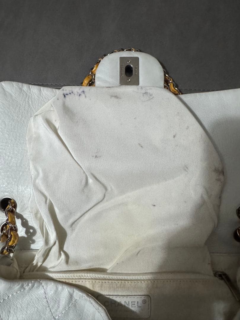 CHANEL シャネル ショルダーバッグ マトラッセキルティング エナメル