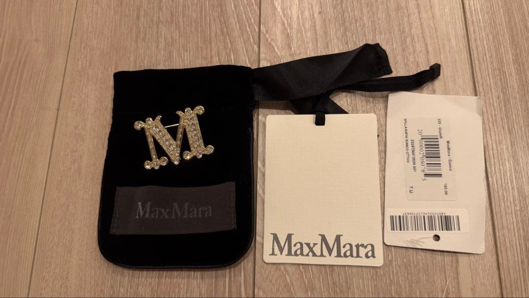 Max mara 定番 クリスタル x ゴールド　ブローチ