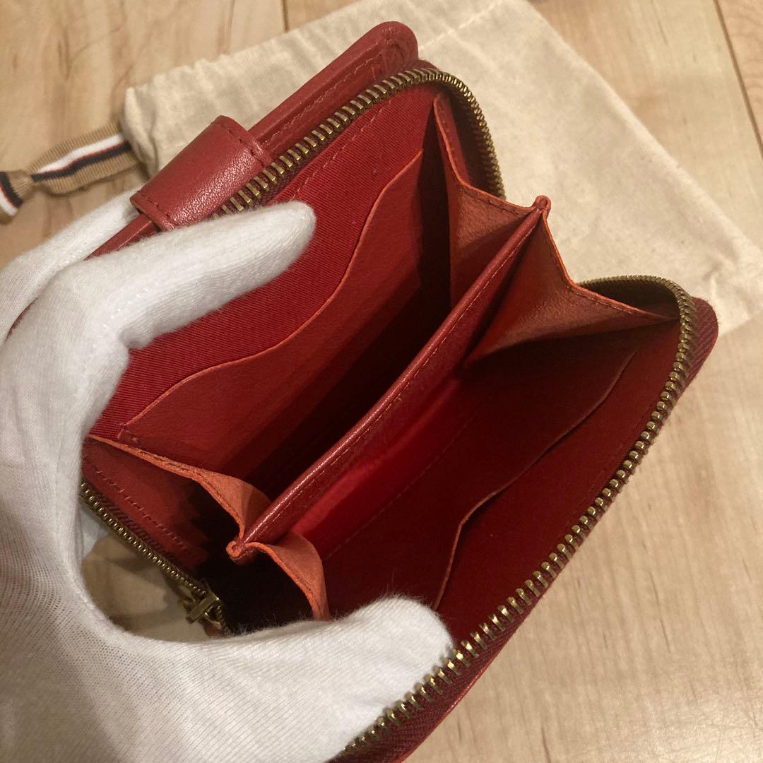 正規品　新品　未使用　イルビゾンテ　レッド　赤　二つ折り　財布　レザー