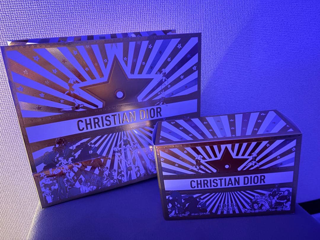 Dior クリスマスコフレ ディオール スノー エッセンス ホリデー 2025