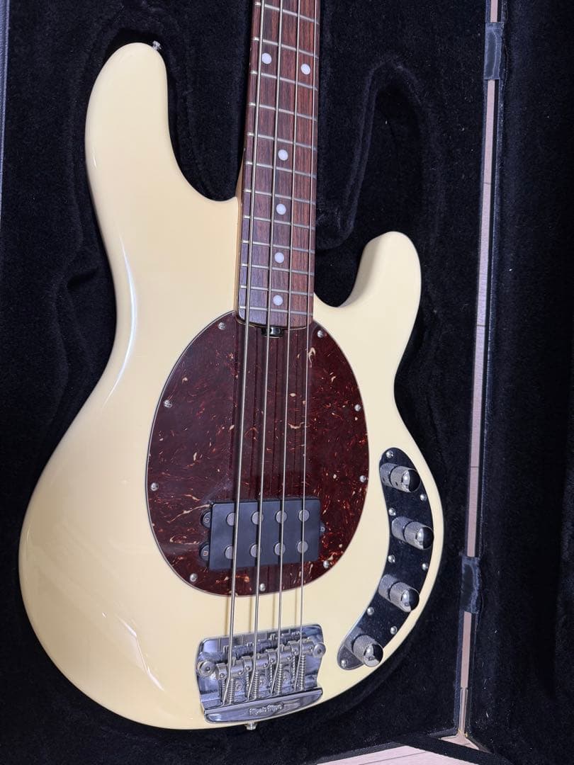 ベース MUSICMAN Stingray 2005 LIMITED EDITION