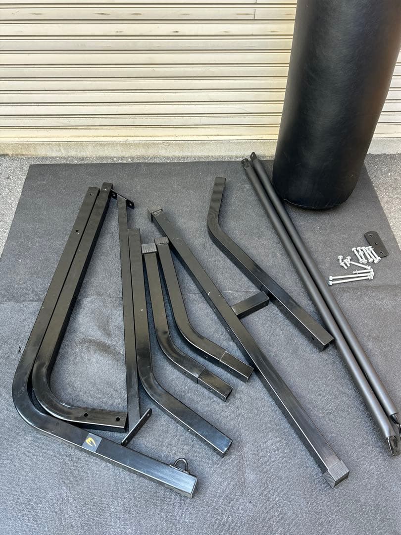 ボディメーカー　サンドバッグ　スタンド付　大阪近郊無料配達