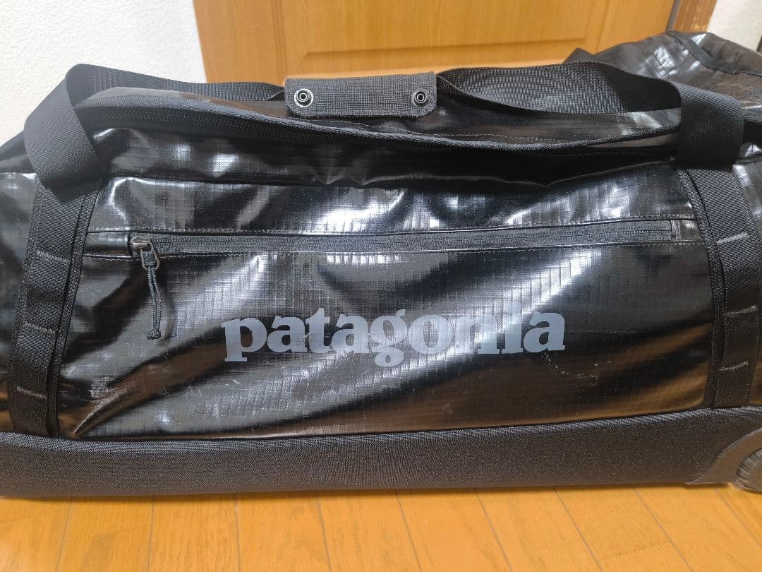 Patagoniaブラックホール·ウィールド·ダッフル １００ＬBLK
