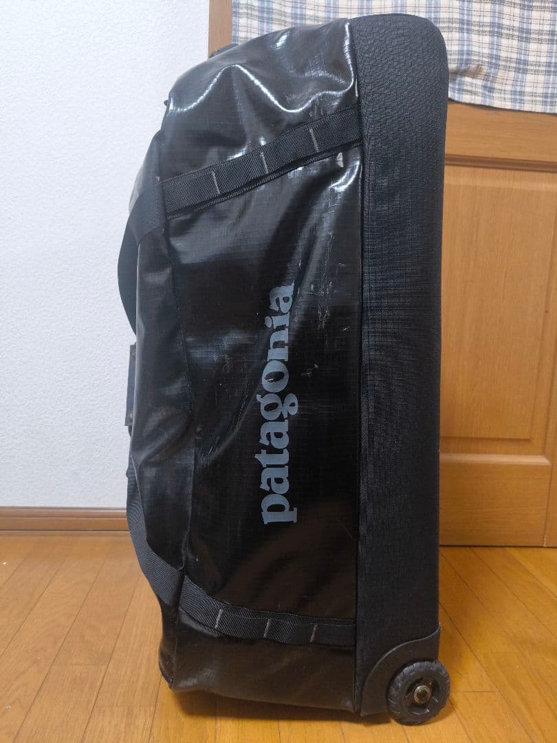 Patagoniaブラックホール·ウィールド·ダッフル １００ＬBLK