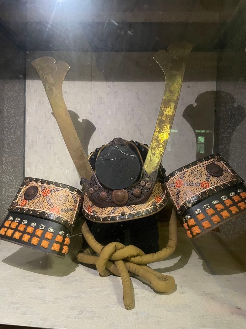 日本の武士の兜　大人サイズ