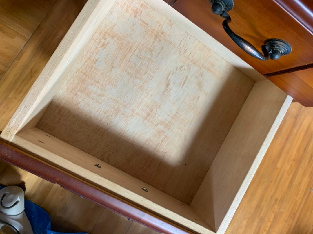 イタリアデザイン　電話台 キャビネット 猫脚 飾り棚