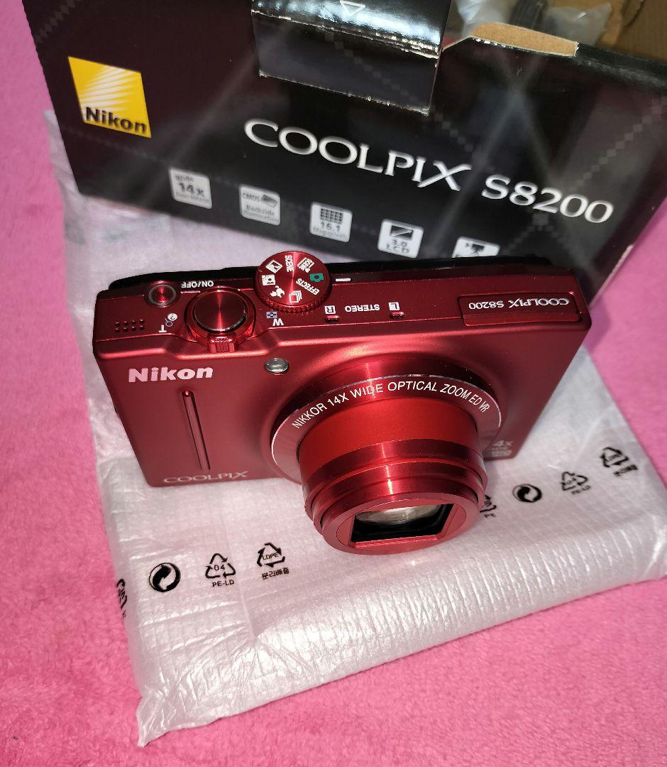 Nikon COOLPIX S8200 ブリリアンレッド　赤　デジタルカメラ