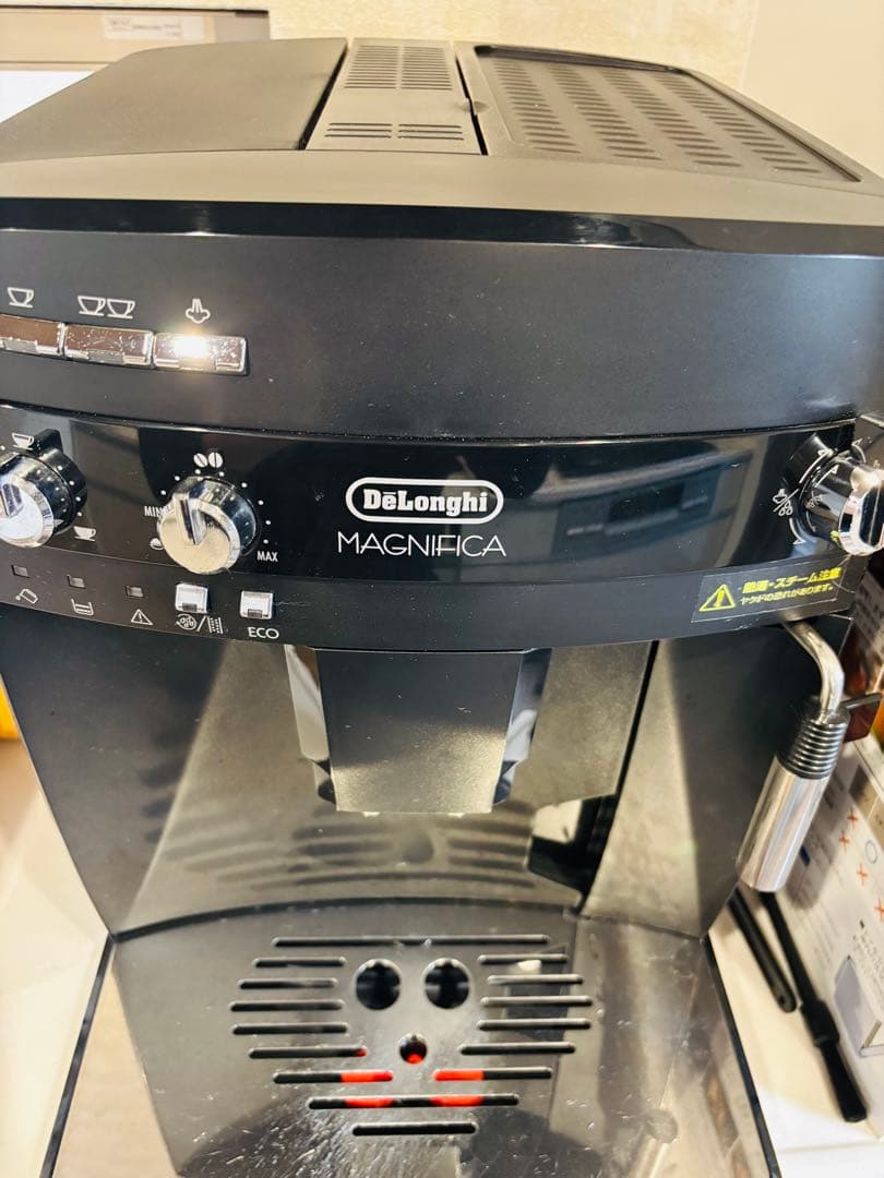 デロンギ 全自動コーヒーマシン ESAM03110B