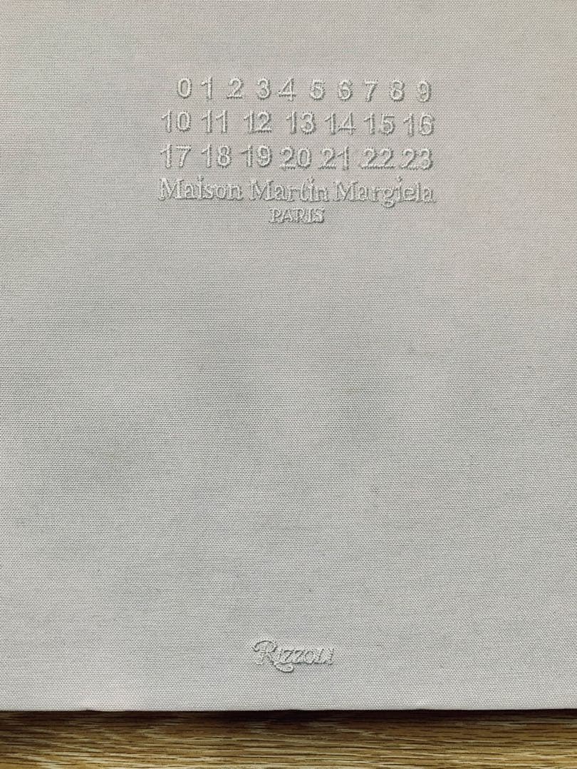 Martin Margielaマルジェラ写真集アーティザナル