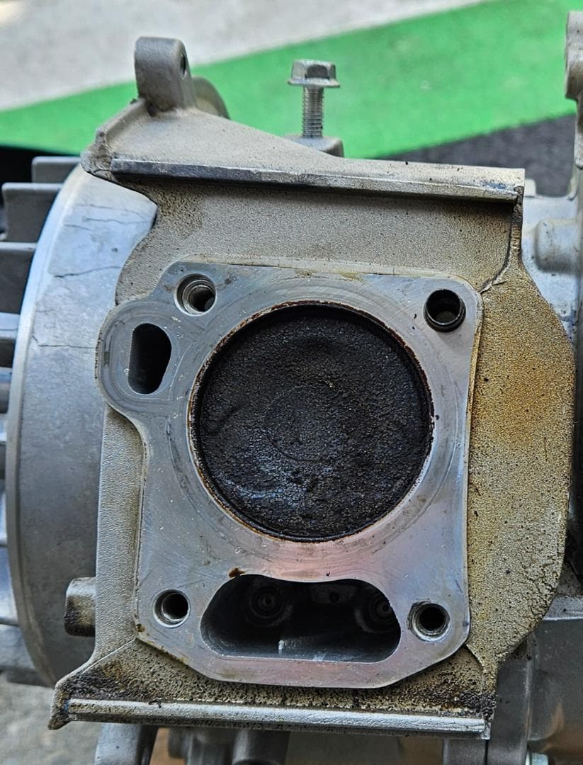 値下げ！ヤマハ防音型インバータ発電機 EF1600iS 整備済＆クリーニング済