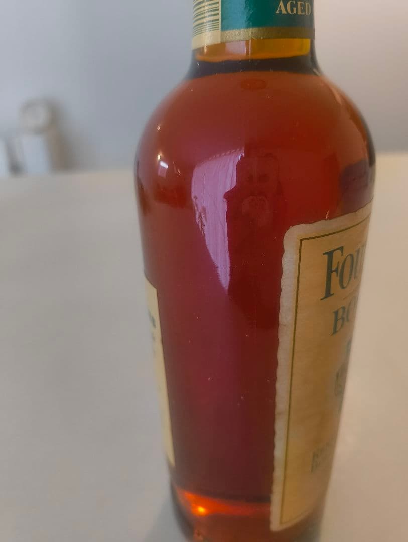 Four Roses 　特級 フォアローゼズ 6年　43度