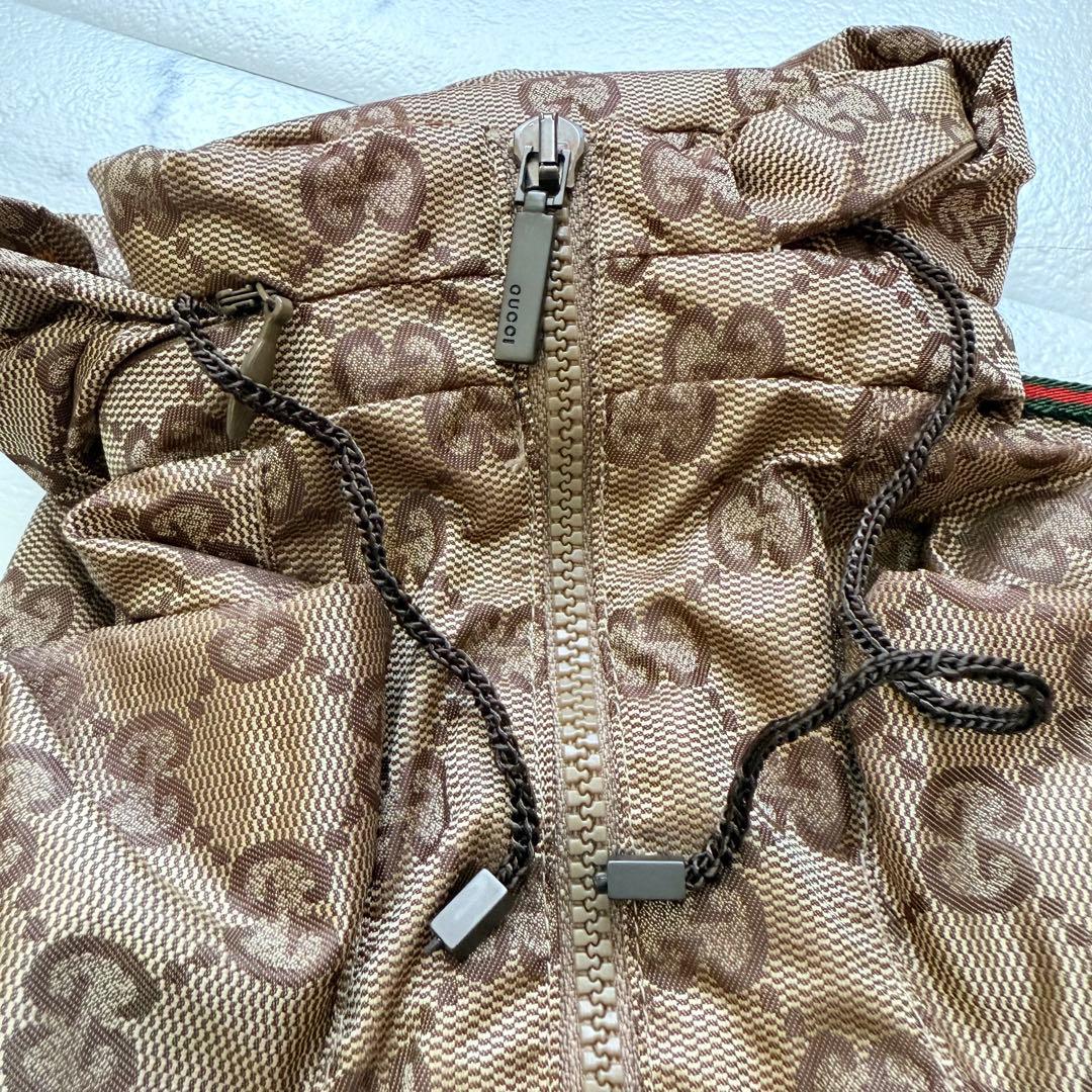 グッチ GG モノグラム ドッグウェア 犬服 小型犬　ナイロン コート