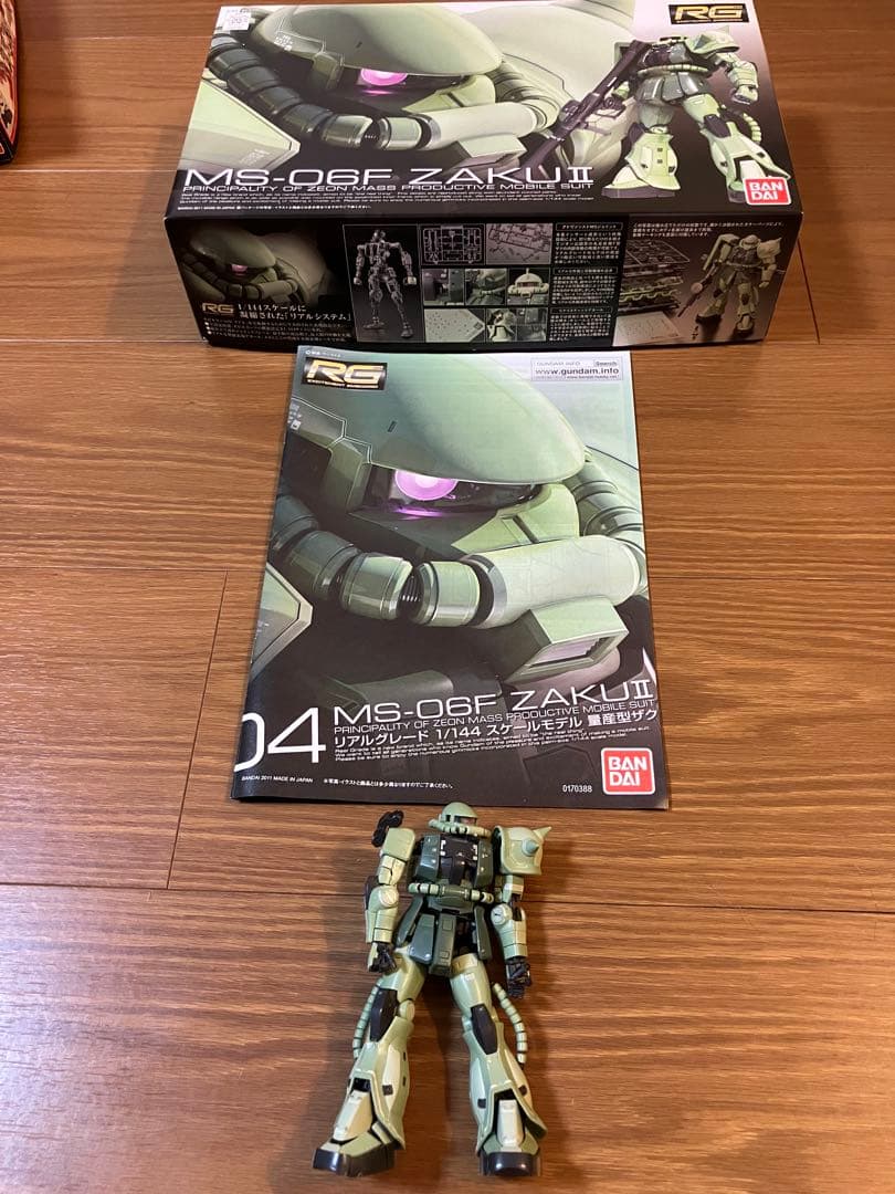 【匿名配送】　ジャンク品　ガンプラ8体　フィギュア2体　まとめ売り