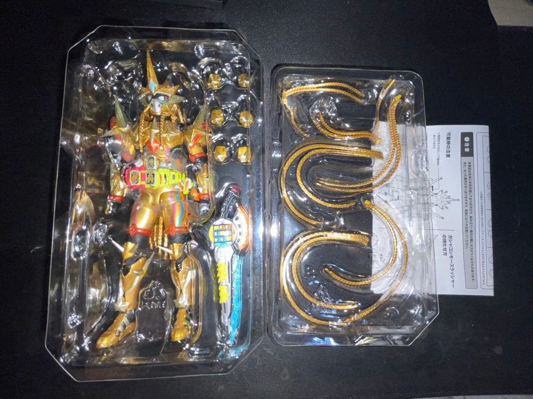 S.H.Figuarts 仮面ライダーエグゼイド ムテキゲーマー